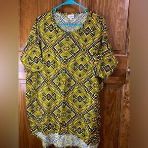 Women’s medium Lularoe Top green with geometric designs